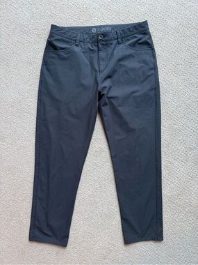 Vuori Men’s Meta 5 Pocket Slim Performance pants in Charcoal